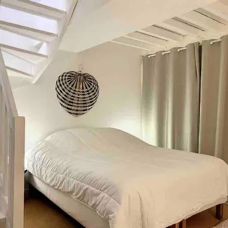 Апартаменти Loft De Charme Avec Jardin Prive Et Parking, A 5 Min Du Vieux-bassin *