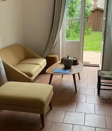 Апартаменти Loft De Charme Avec Jardin Prive Et Parking, A 5 Min Du Vieux-bassin *