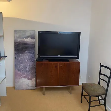 Loft De Charme Avec Jardin Prive Et Parking, A 5 Min Du Vieux-bassin Апартаменти