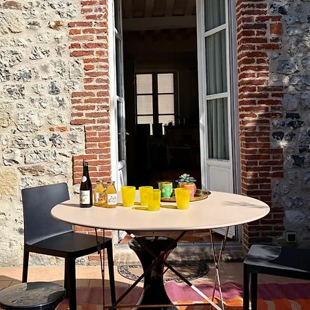 Апартаменти Loft De Charme Avec Jardin Prive Et Parking, A 5 Min Du Vieux-bassin