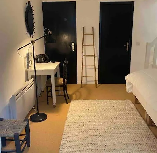 Loft/jardin Et Parking : Le Petit Clos Bourdet أونفلور