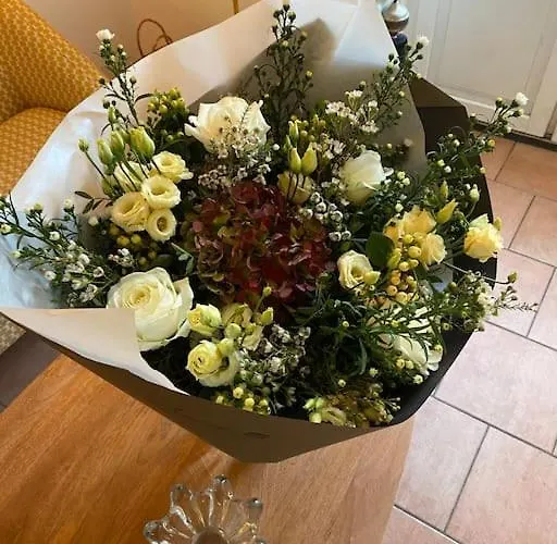 Loft/jardin Et Parking : Le Petit Clos Bourdet Lägenhet