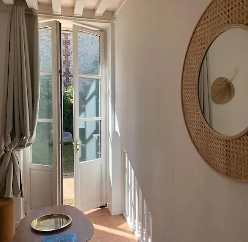 Loft/jardin Et Parking : Le Petit Clos Bourdet أونفلور